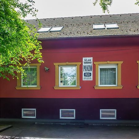 Civis Szallashely Дебрецен Екстериор снимка